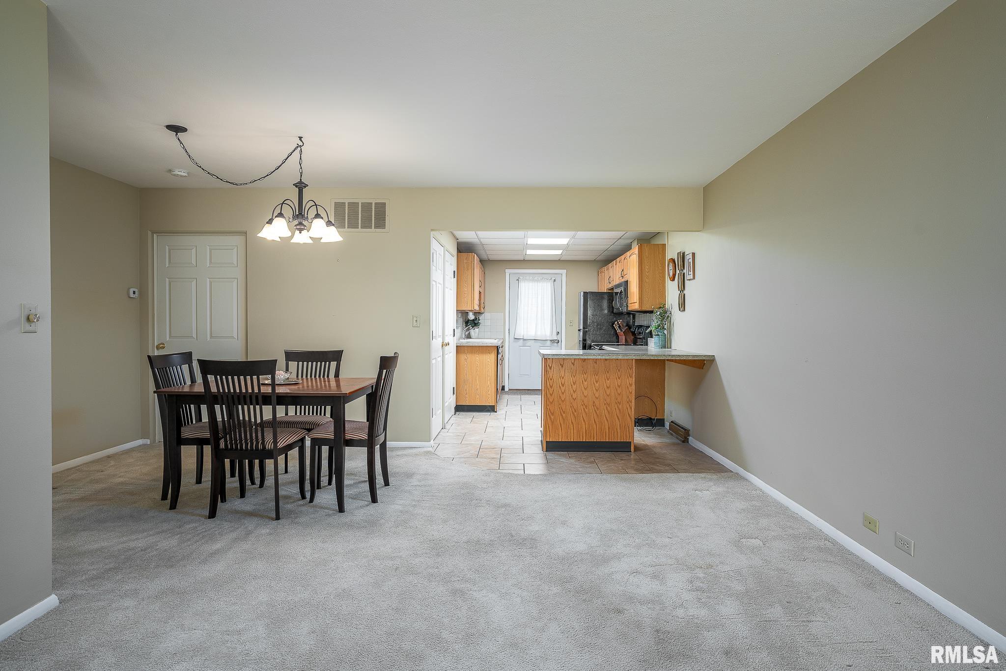 1104 Kimberly Road, Unit 1107 Bettendorf, IA 52722 - Photo 3 of 20 Gallery Image 3