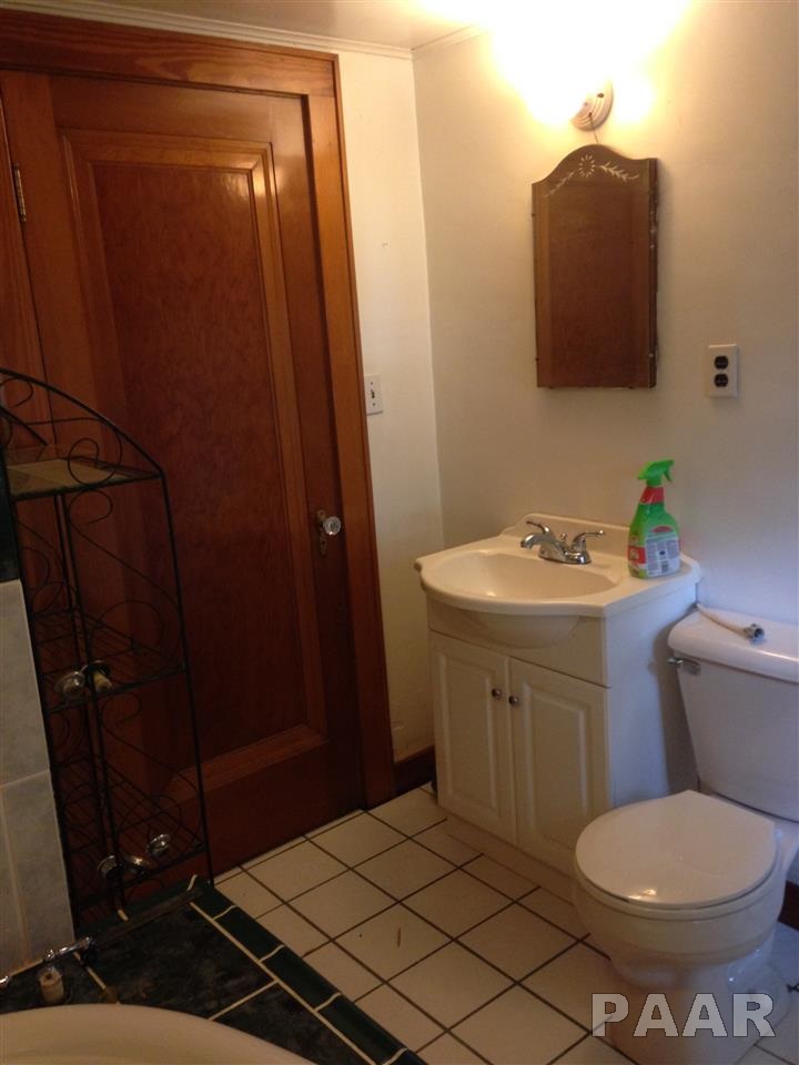 1216 Springfield Road East Peoria, IL 61611 - Photo 15 of 36 Gallery Image 15