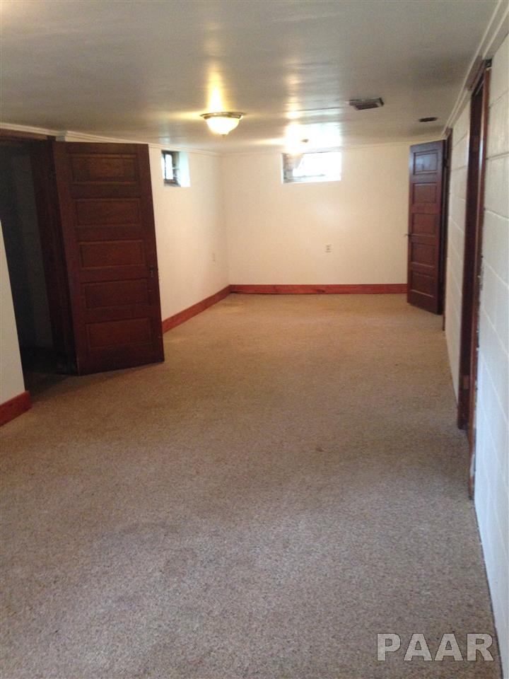 1216 Springfield Road East Peoria, IL 61611 - Photo 21 of 36 Gallery Image 21