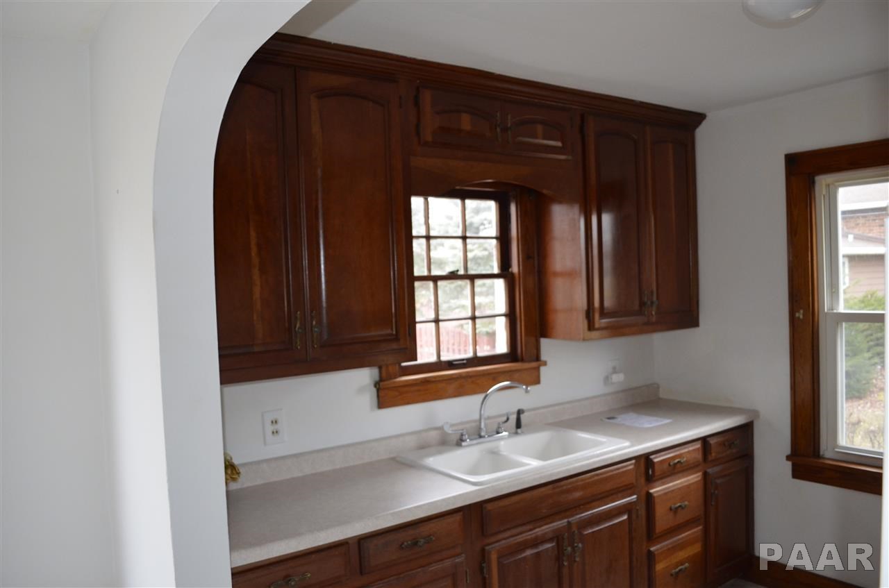 1216 Springfield Road East Peoria, IL 61611 - Photo 33 of 36 Gallery Image 33