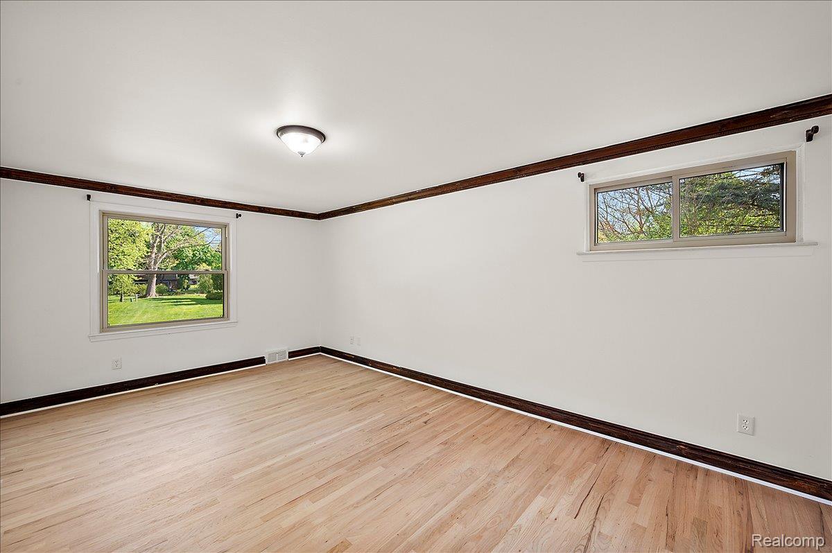 536 Rolling Rock Road Bloomfield Hills, MI 48304 - Photo 27 of 48 34-536 Rolling Rock Dr-60.jpg