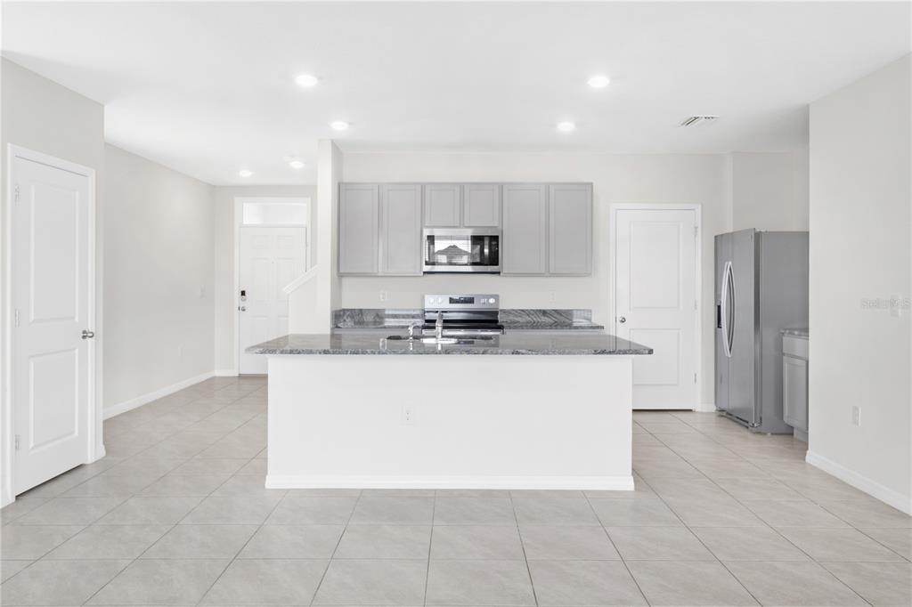 9151 Forge Breeze Loop Wesley Chapel, FL 33545 - Photo 12 of 40