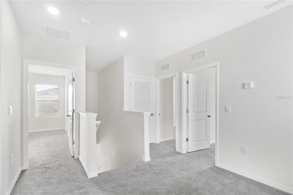 9151 Forge Breeze Loop Wesley Chapel, FL 33545 - Photo 18 of 40