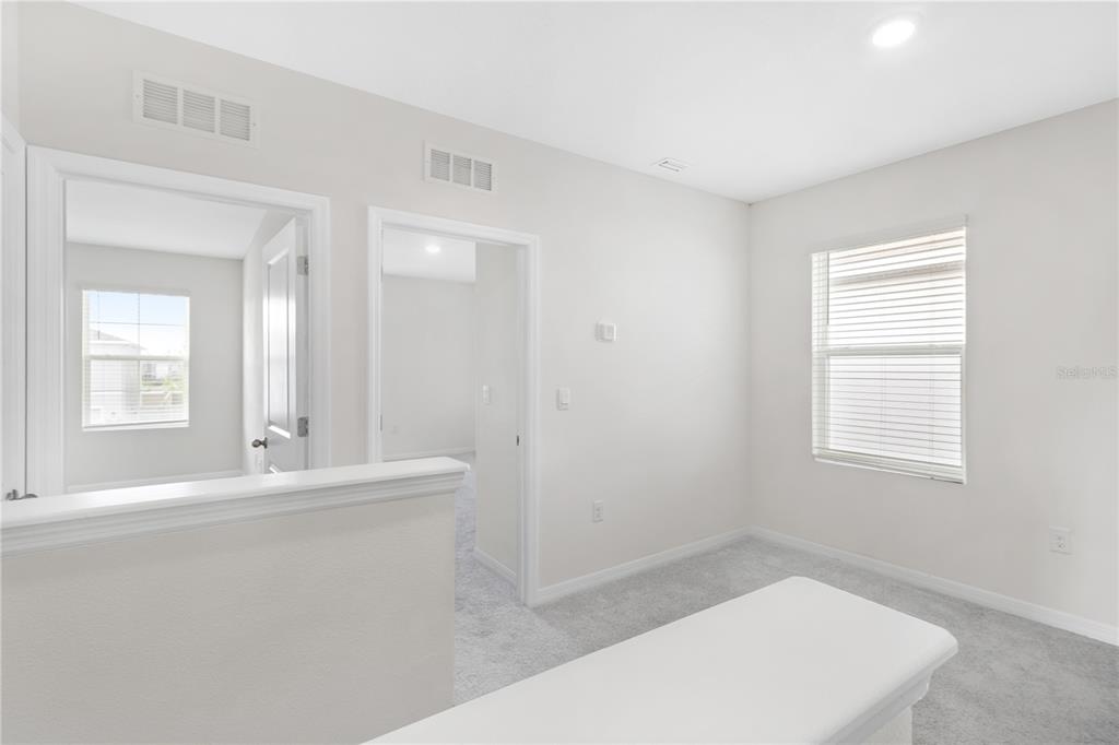 9151 Forge Breeze Loop Wesley Chapel, FL 33545 - Photo 19 of 40