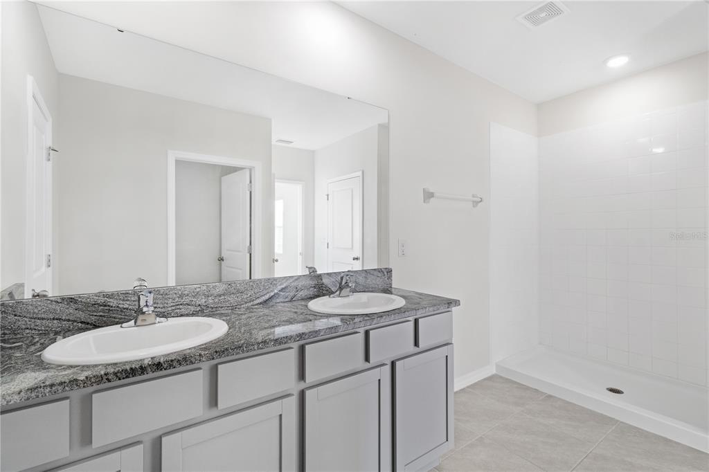 9151 Forge Breeze Loop Wesley Chapel, FL 33545 - Photo 24 of 40