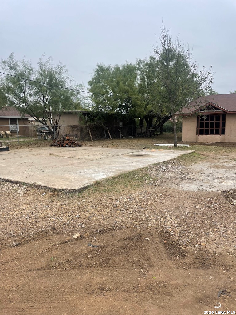 3222 Yucca Loop Eagle Pass, TX 78852 - Photo 2 of 17