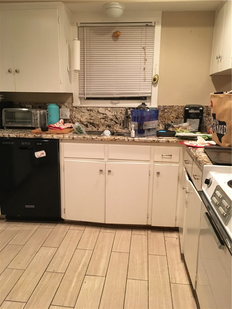 803 East 32nd Street, Unit B Austin, TX 78705 - Photo 4 of 10