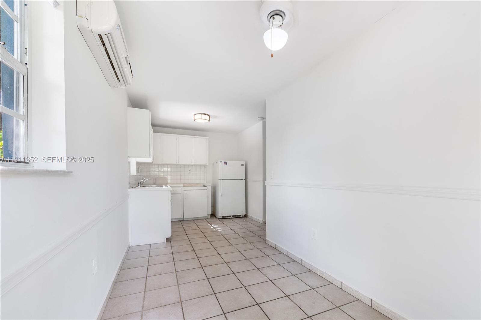 682 West 37th Street Hialeah, FL 33012 - Photo 17 of 23