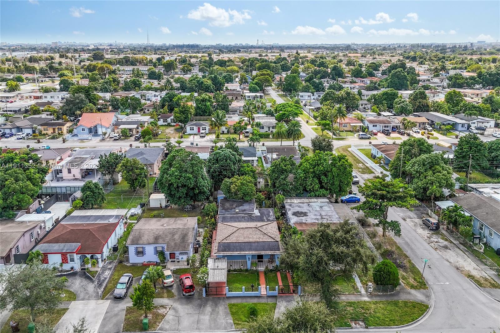 682 West 37th Street Hialeah, FL 33012 - Photo 22 of 23