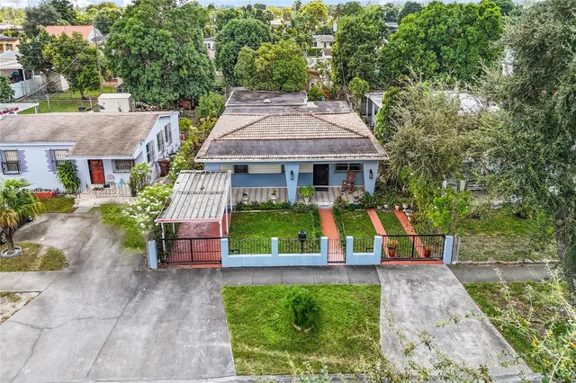 $700,000 | 682 West 37th Street, Hialeah, FL 33012