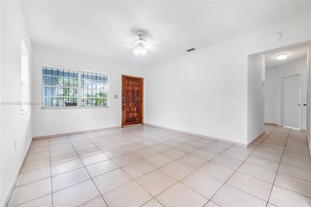 $700,000 | 682 West 37th Street, Hialeah, FL 33012