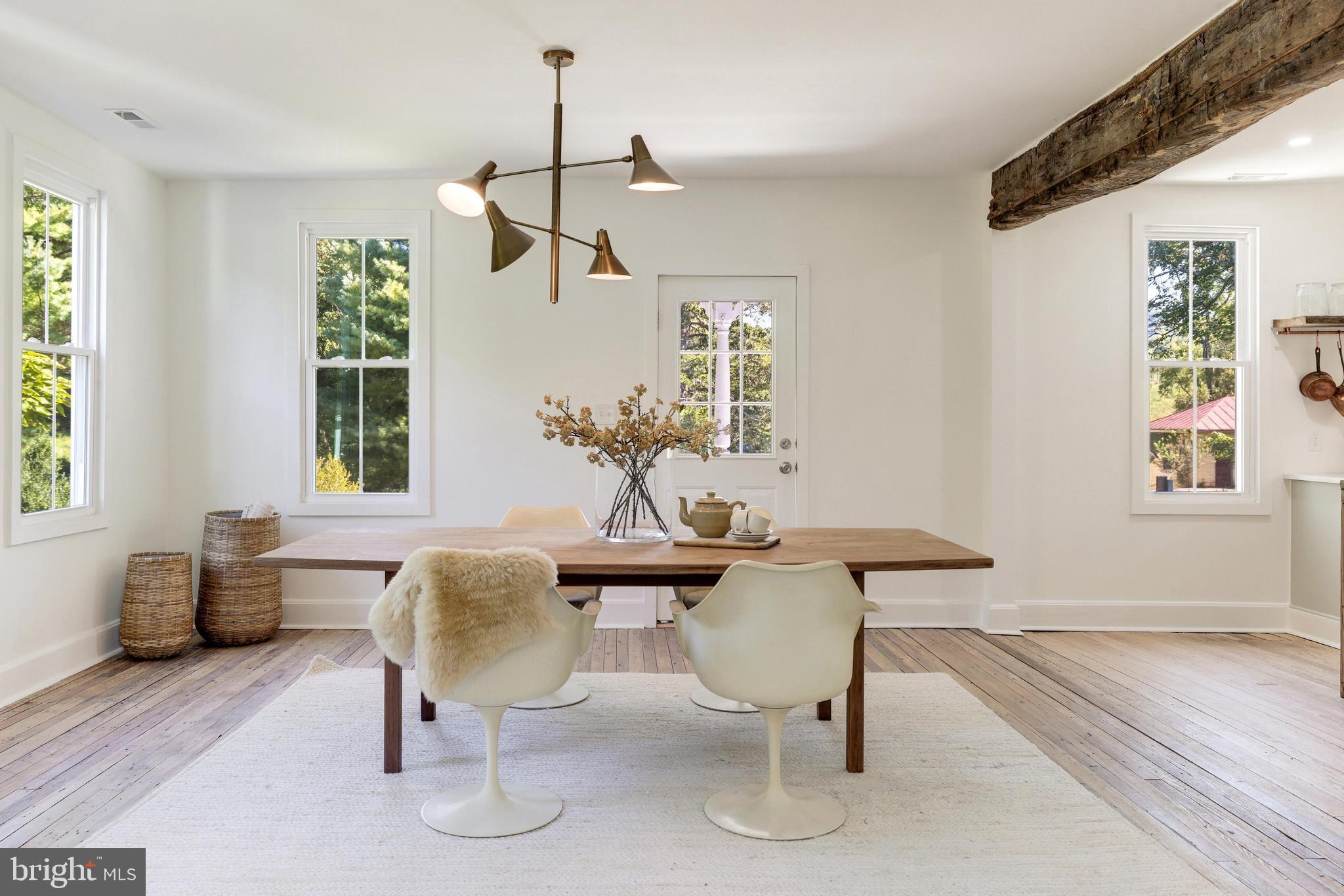 13049 Loyalty Road Leesburg, VA 20176 - Photo 11 of 79 Dining Area