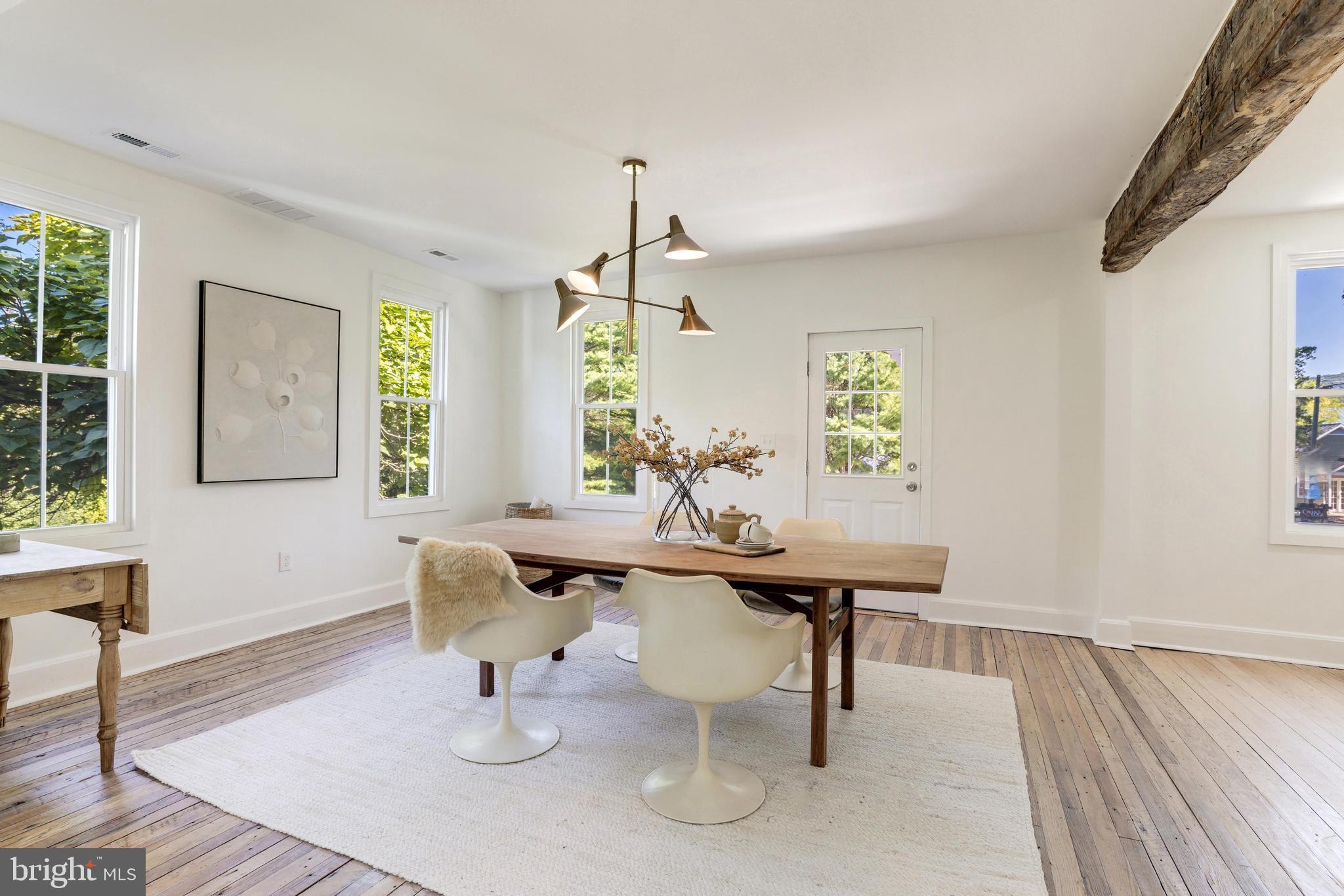 13049 Loyalty Road Leesburg, VA 20176 - Photo 13 of 79 Gallery Image 13