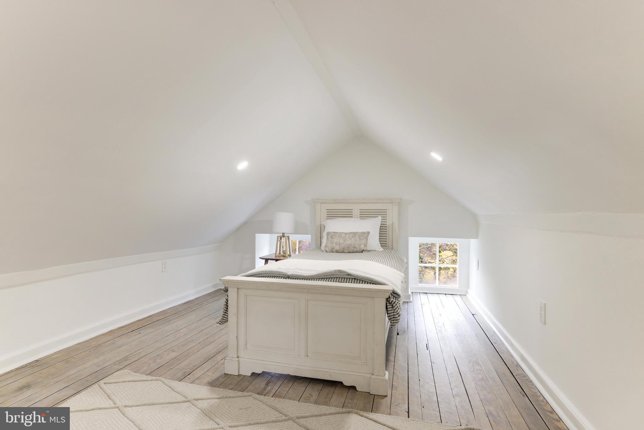 13049 Loyalty Road Leesburg, VA 20176 - Photo 58 of 79 Attic Bedroom