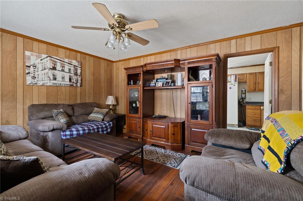 418 Richmond Road Mebane, NC 27302 - Photo 4 of 20