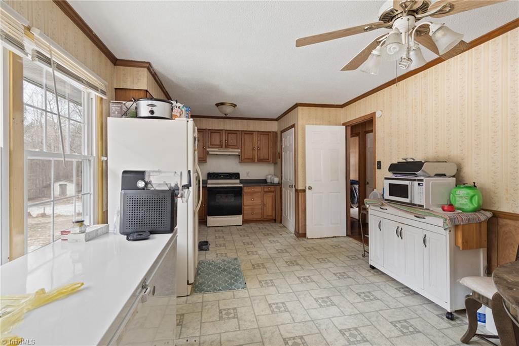 418 Richmond Road Mebane, NC 27302 - Photo 7 of 20