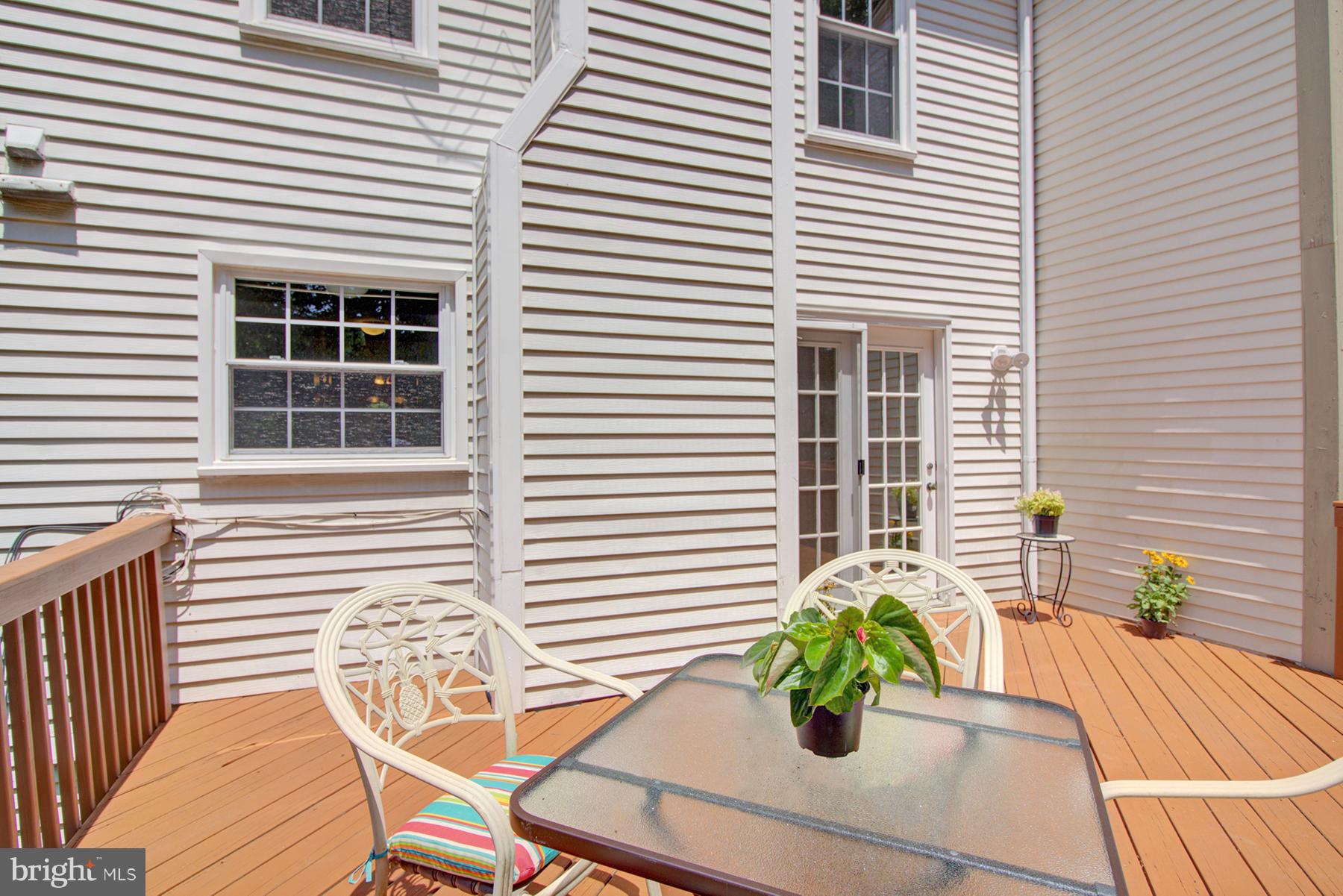 331 Crescendo Way Silver Spring, MD 20901 - Photo 9 of 22 Exterior (General)