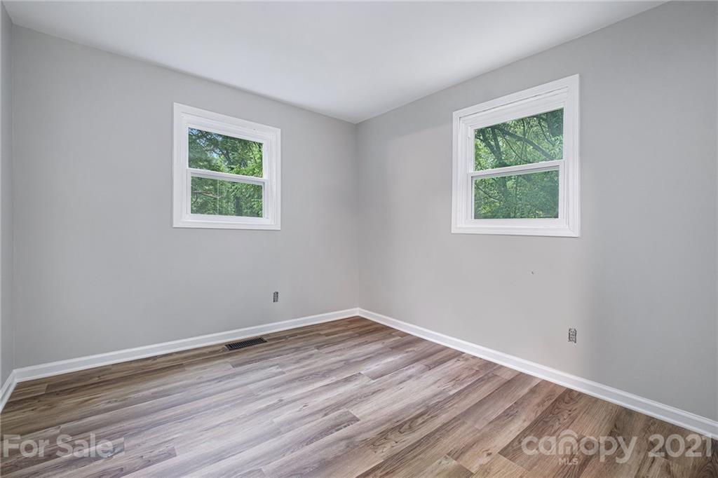 629 2nd Street Southwest Conover, NC 28613 - Photo 13 of 24 Gallery Image 13