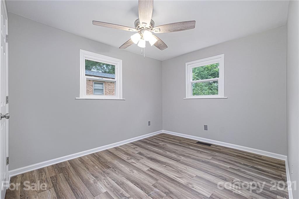 629 2nd Street Southwest Conover, NC 28613 - Photo 14 of 24 Gallery Image 14
