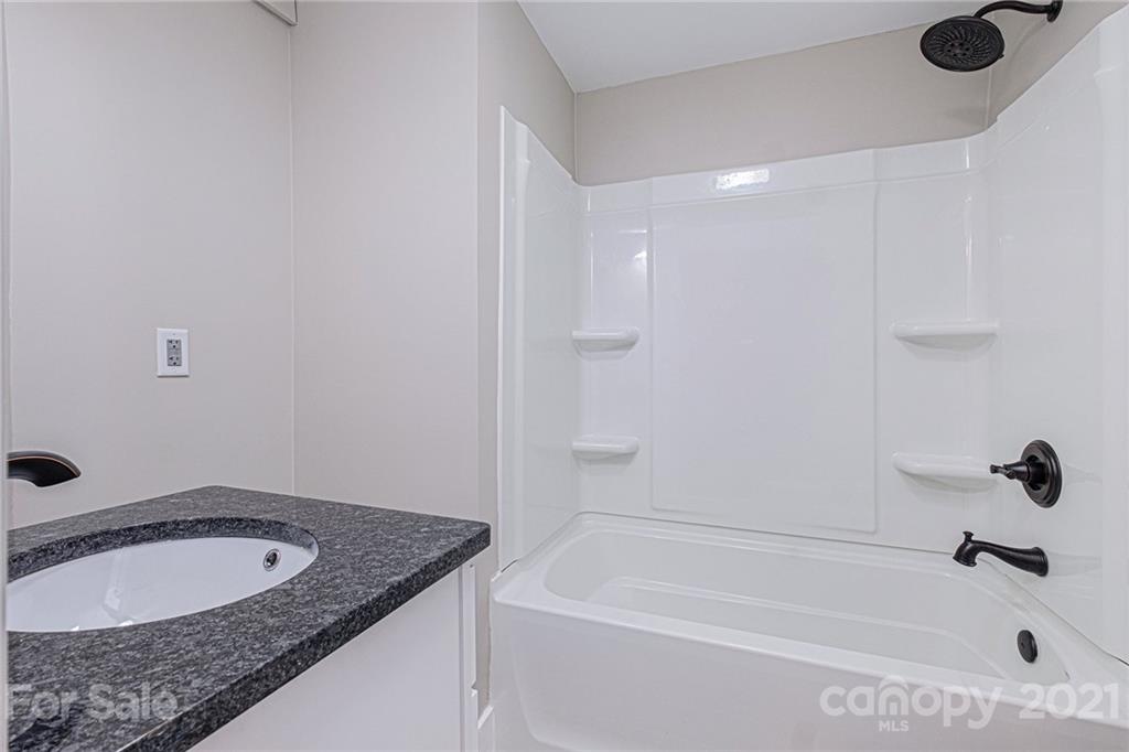 629 2nd Street Southwest Conover, NC 28613 - Photo 18 of 24 Gallery Image 18