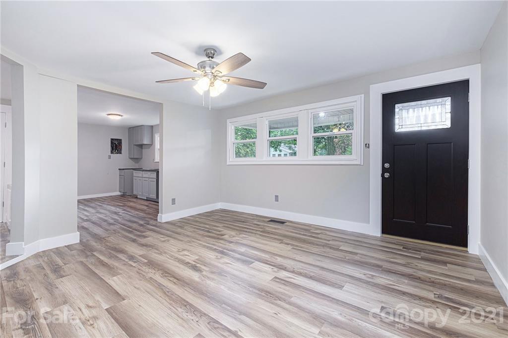 629 2nd Street Southwest Conover, NC 28613 - Photo 3 of 24 Gallery Image 3