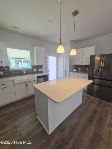 $2,200 | 301 Harvest Mdw Crossing, Jacksonville, NC 28546