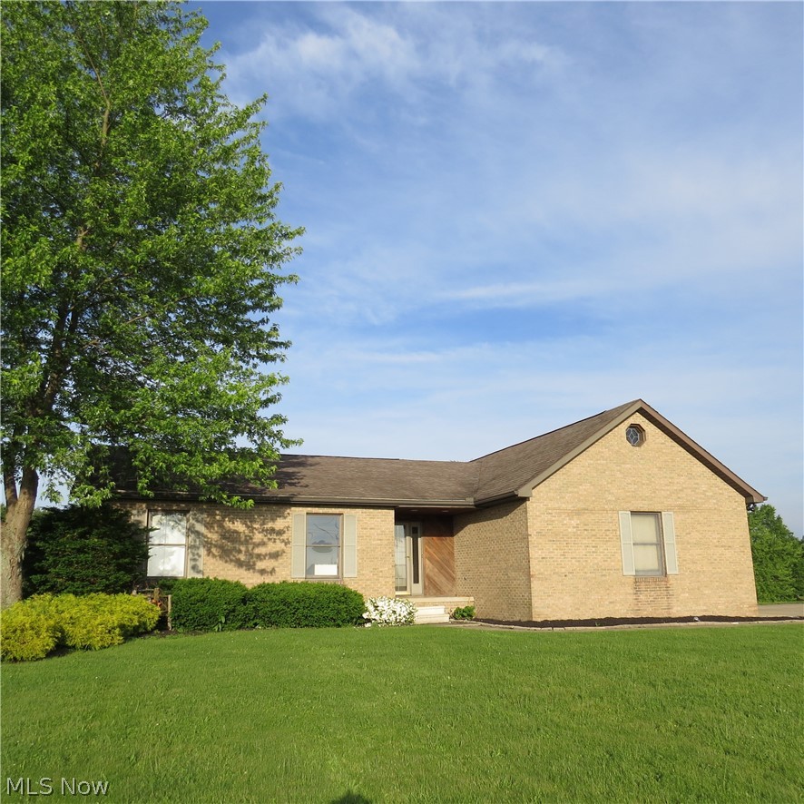 424 Kehner Road Mogadore, OH 44260 - Photo 2 of 26