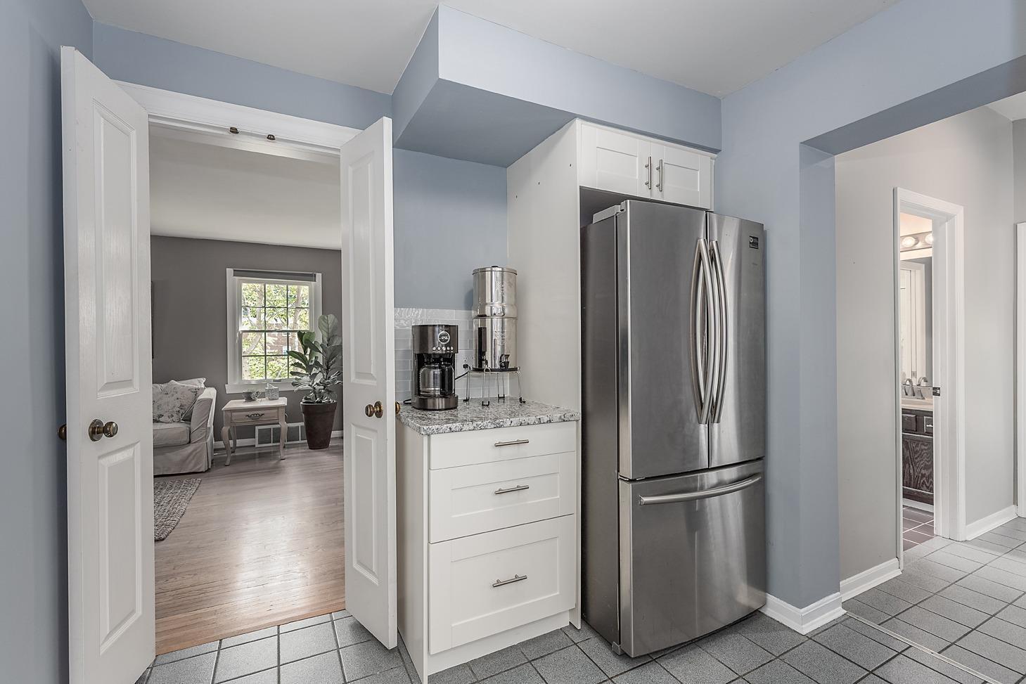 5325 Boomer Road Cincinnati, OH 45247 - Photo 14 of 46 Gallery Image 14