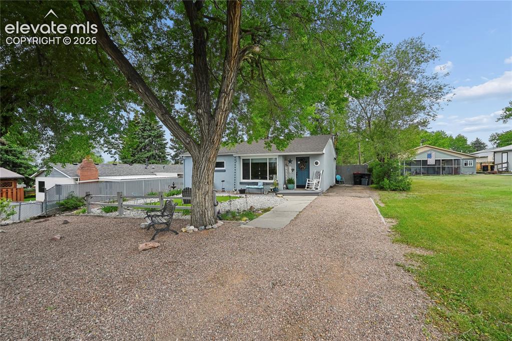 1110 Sunset Road Colorado Springs, CO 80909 - Photo 2 of 28