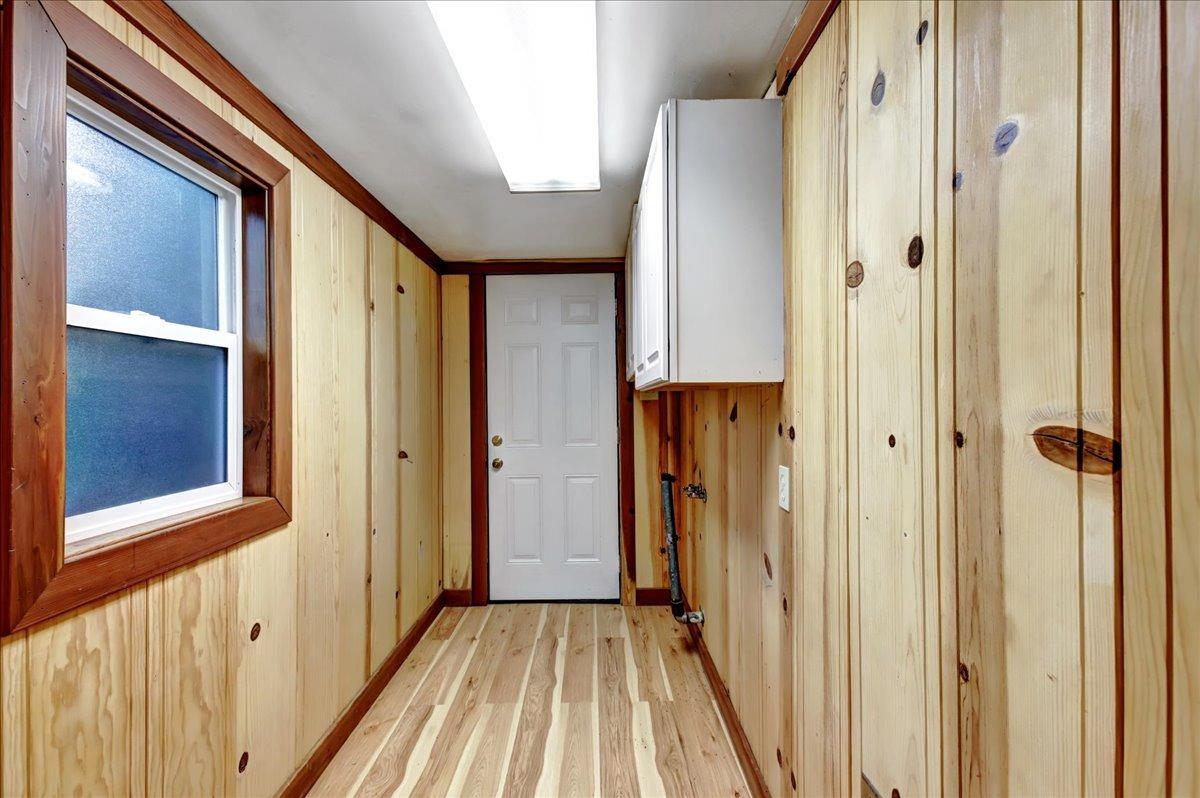 778-758 Sawmill Road Alta, CA 95701 - Photo 22 of 46 a view of a hallway with wooden floor and staircase