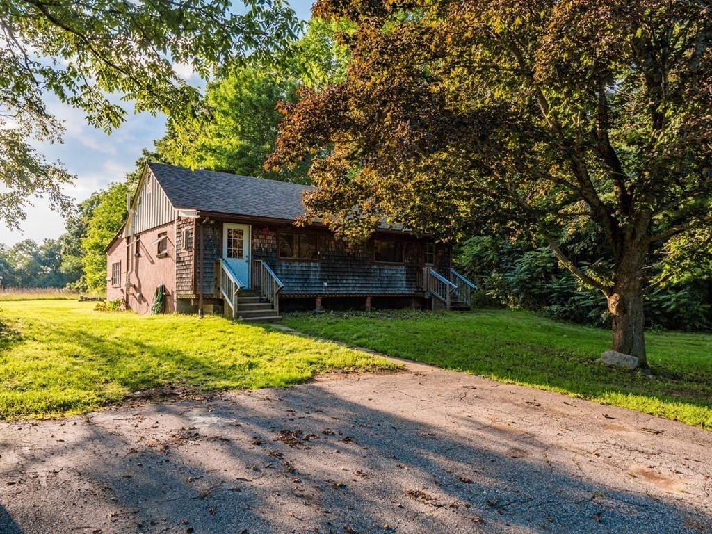 1090 Wauwinet Road Barre, MA 01005 - Photo 1 of 24