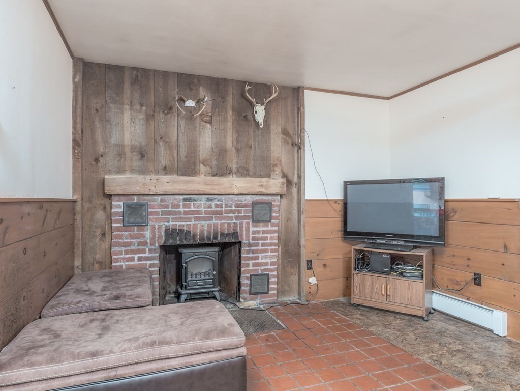 1090 Wauwinet Road Barre, MA 01005 - Photo 16 of 24