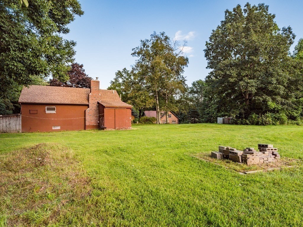 1090 Wauwinet Road Barre, MA 01005 - Photo 8 of 24