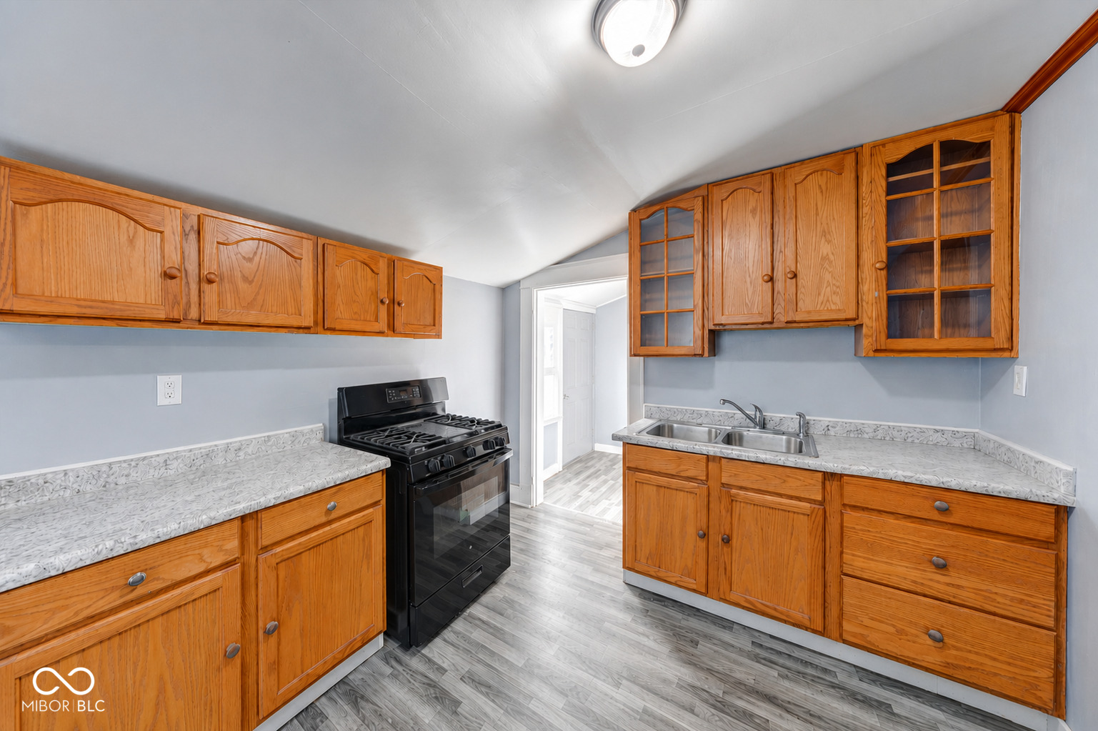 623 Ruddle Avenue Anderson, IN 46012 - Photo 10 of 18