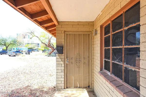 $469,000 | 1238 East Almeria Road, Phoenix, AZ 85006