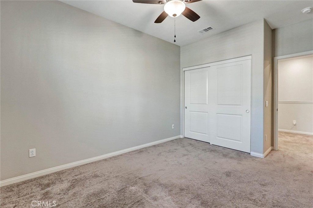 26417 Choral Saugus, CA 91350 - Photo 19 of 39