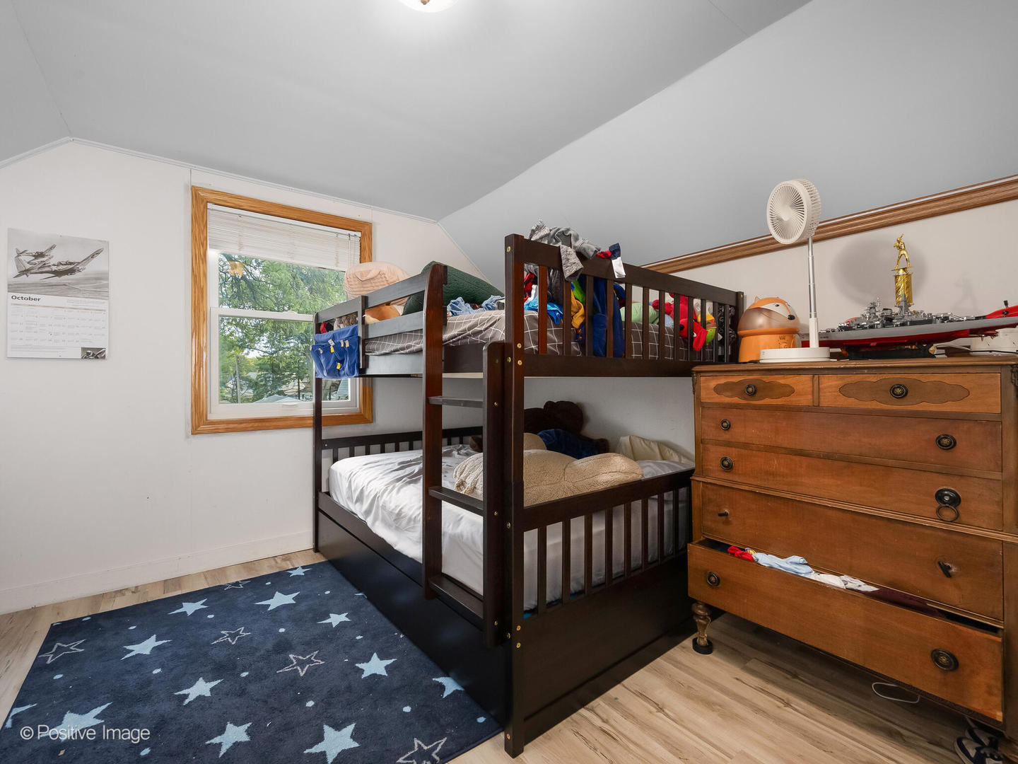 18646 Palmer Circle Homewood, IL 60430 - Photo 11 of 17 a bedroom with a bed and a window