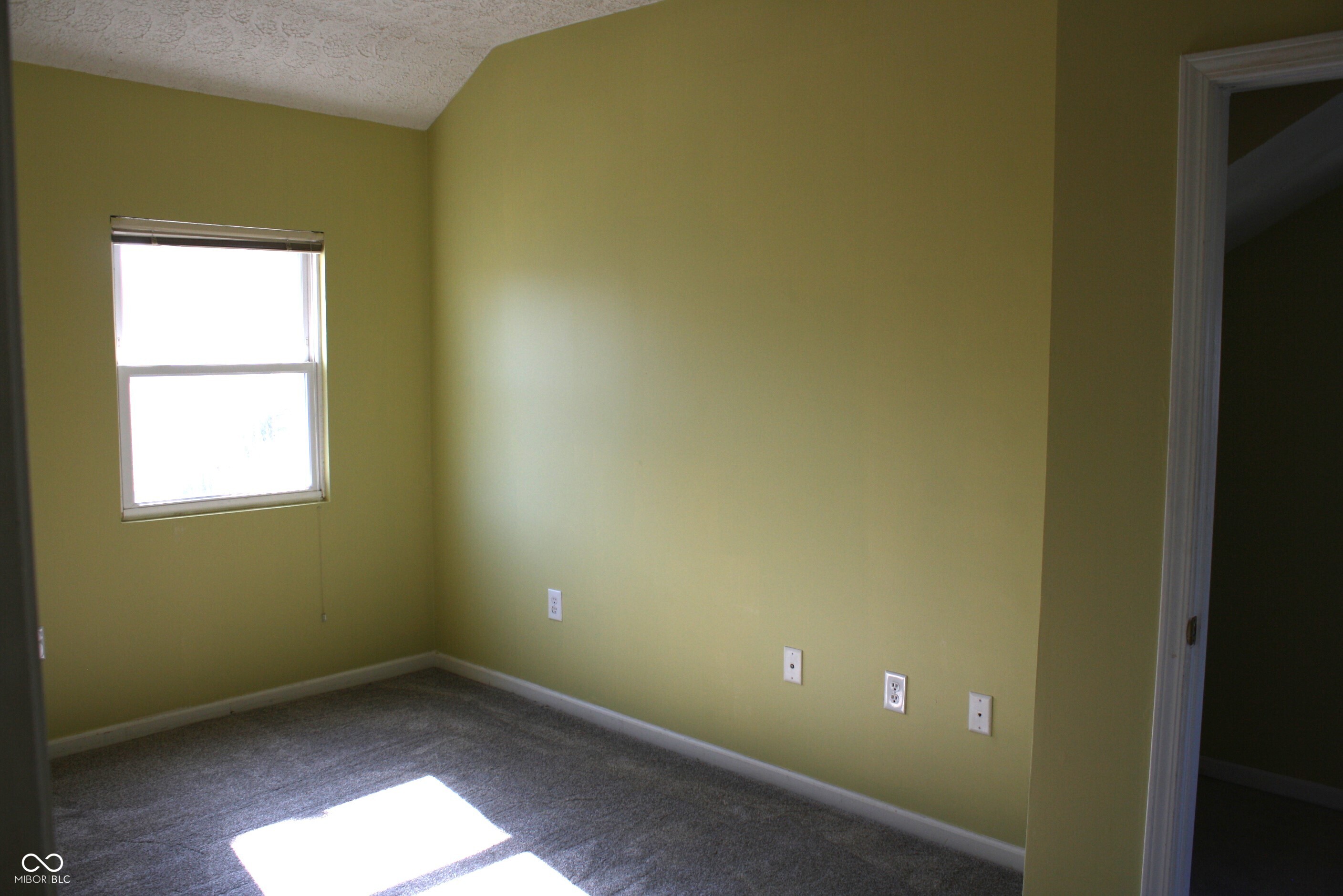 439 Berkley Road Indianapolis, IN 46208 - Photo 17 of 26 Gallery Image 17