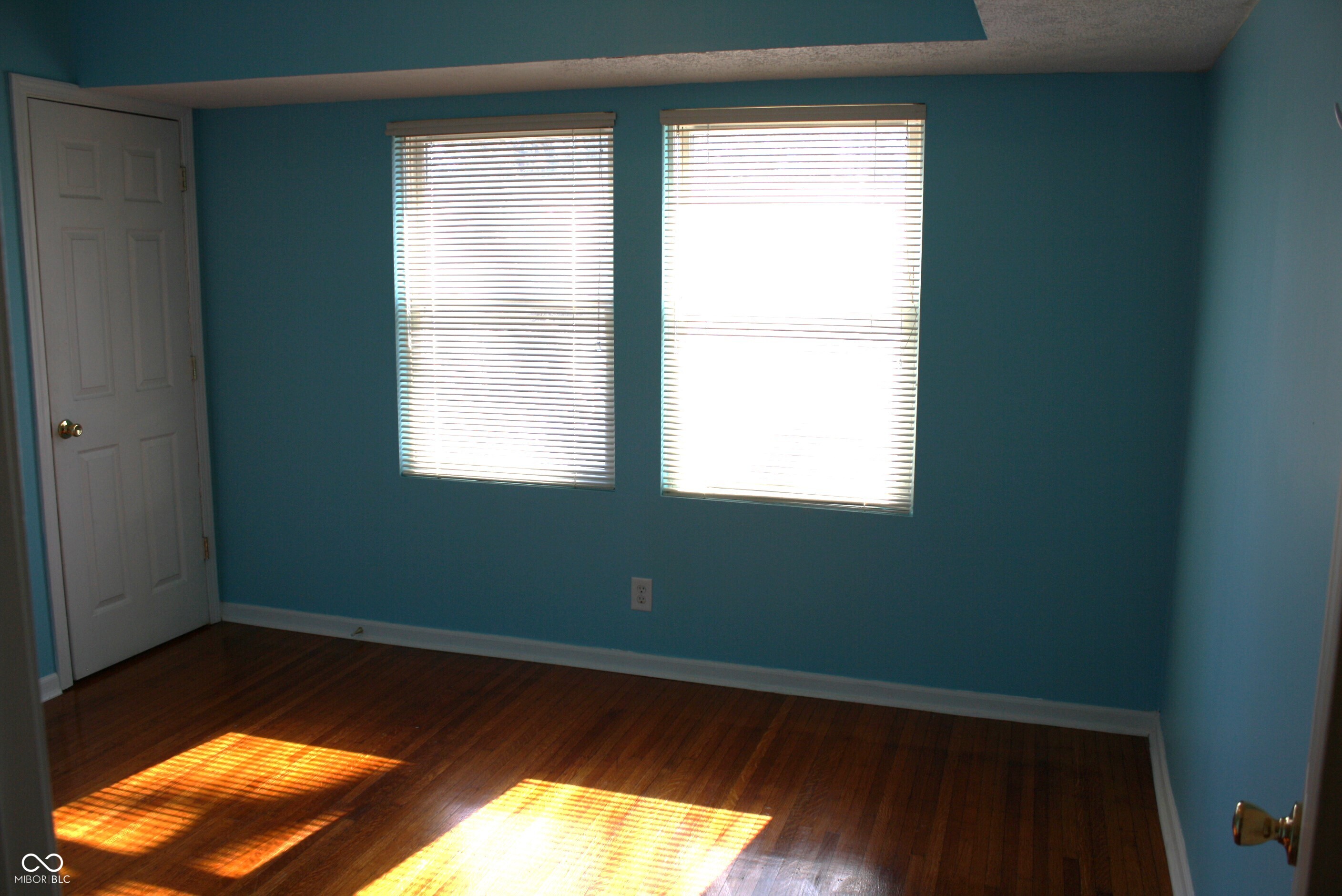439 Berkley Road Indianapolis, IN 46208 - Photo 10 of 26 Gallery Image 10