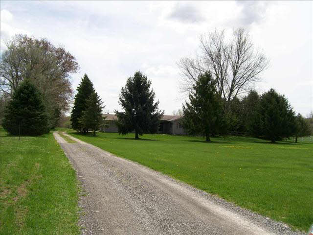 15027 Todd Road Petersburg, MI 49270 - Photo 19 of 20 20354659-18.JPG