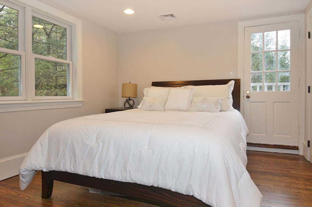 85 Longfellow Road Newton, MA 02462 - Photo 17 of 29