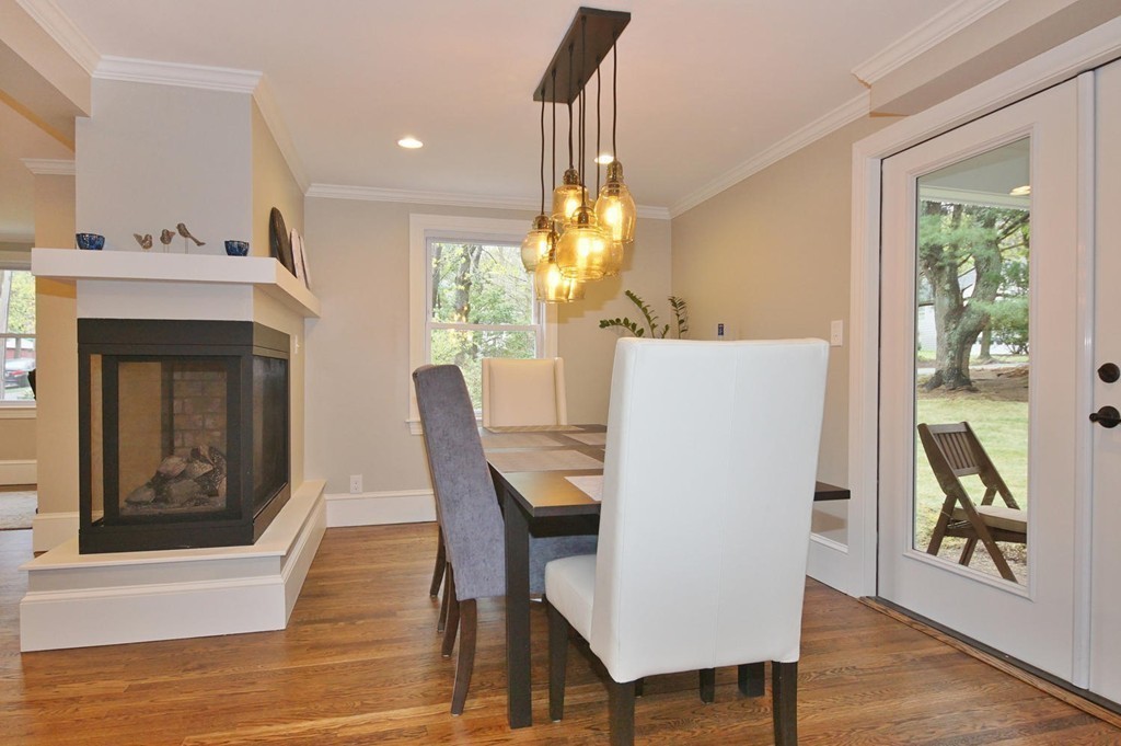 85 Longfellow Road Newton, MA 02462 - Photo 4 of 29