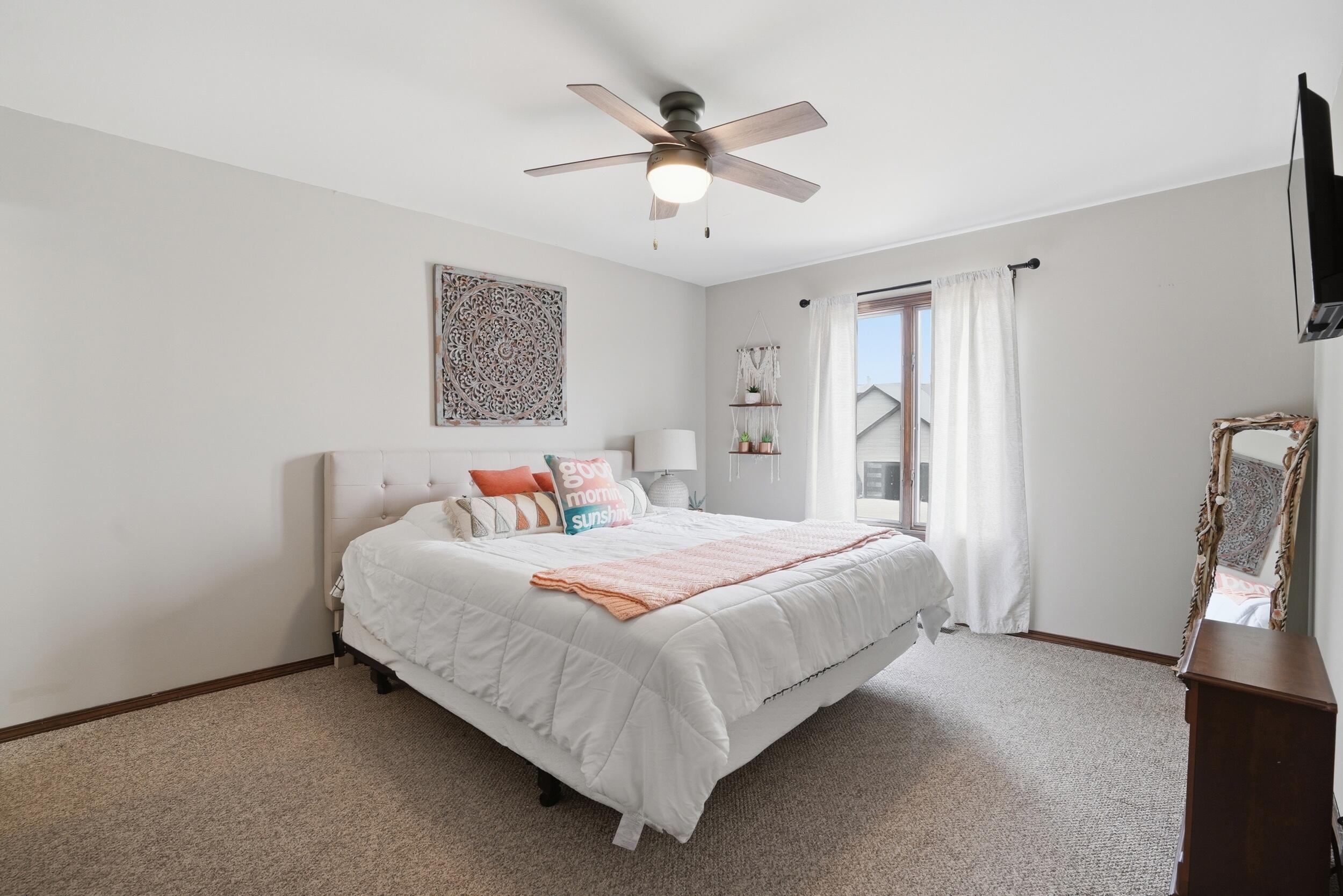 5070 Sandy Beach Drive, Unit C Crown Point, IN 46307 - Photo 14 of 24 2500x1667