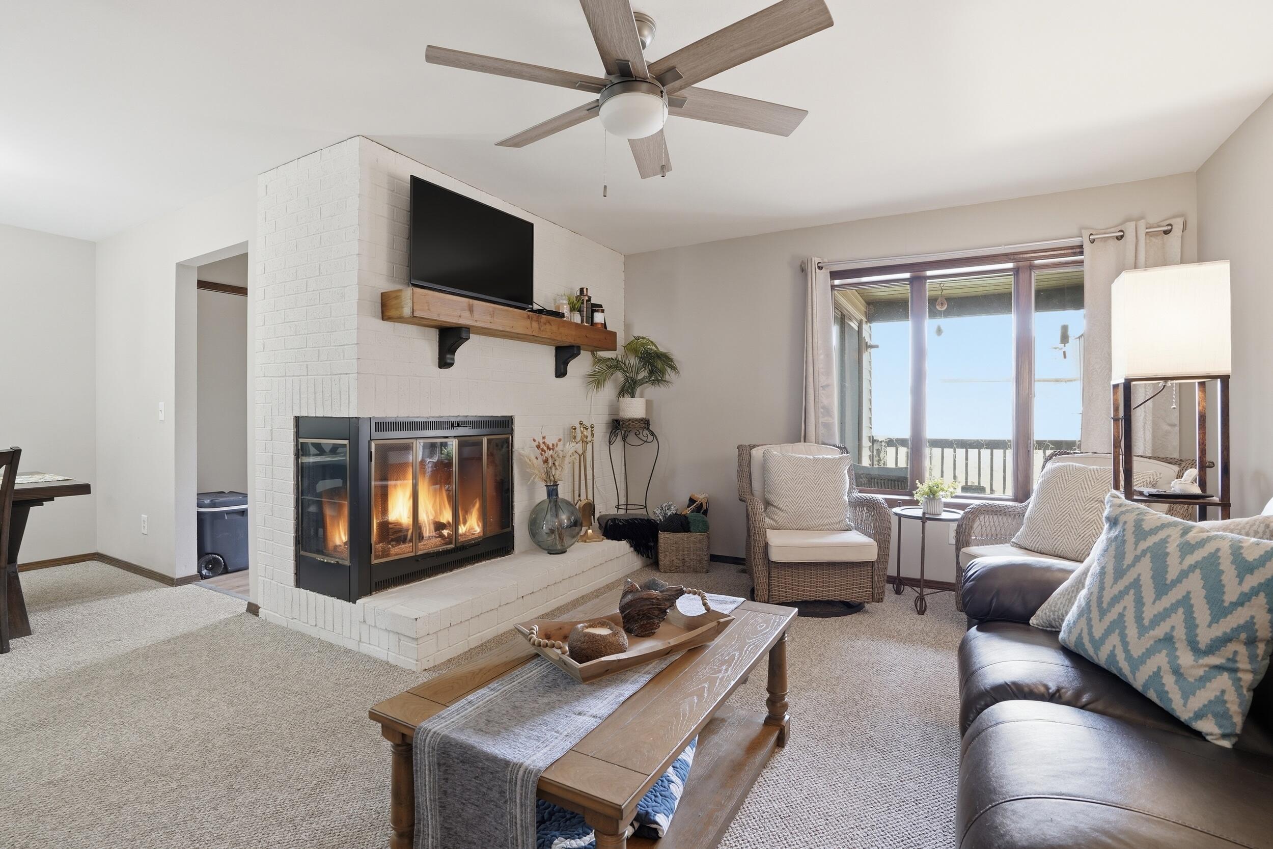 5070 Sandy Beach Drive, Unit C Crown Point, IN 46307 - Photo 7 of 24 2500x1667