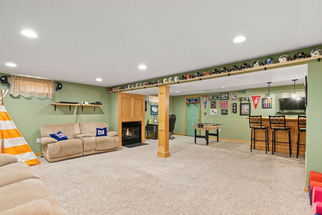 10 Ribero Drive Franklin, MA 02038 - Photo 16 of 40