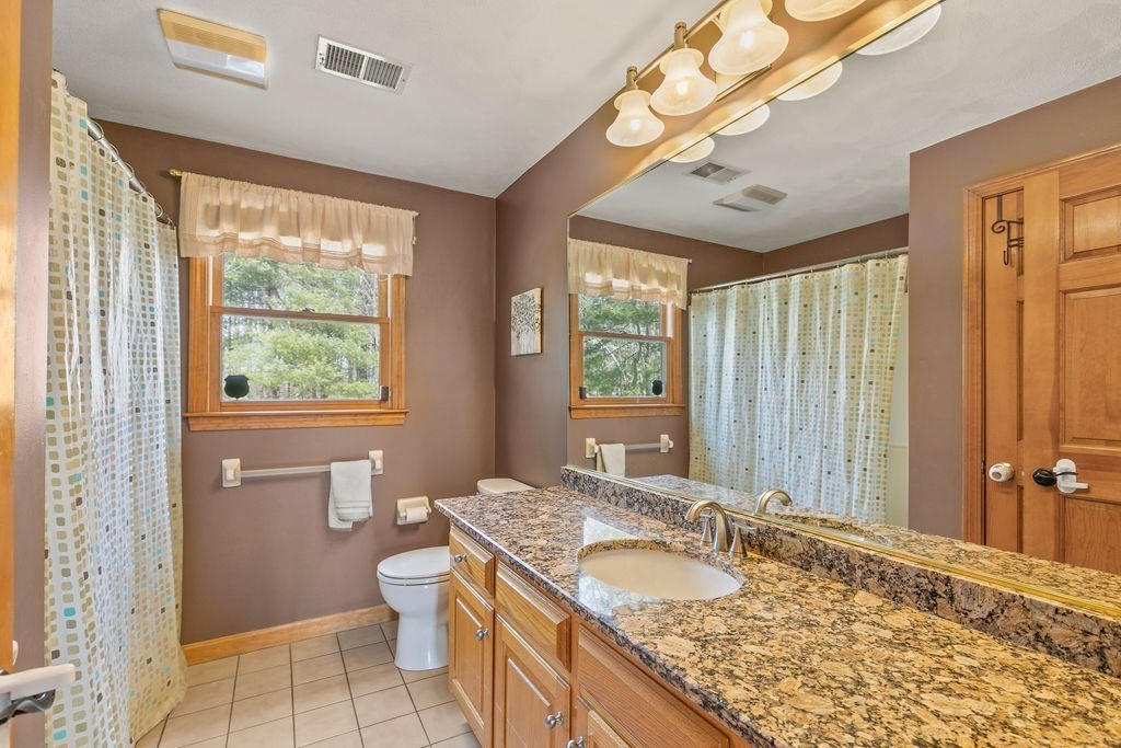 10 Ribero Drive Franklin, MA 02038 - Photo 21 of 40