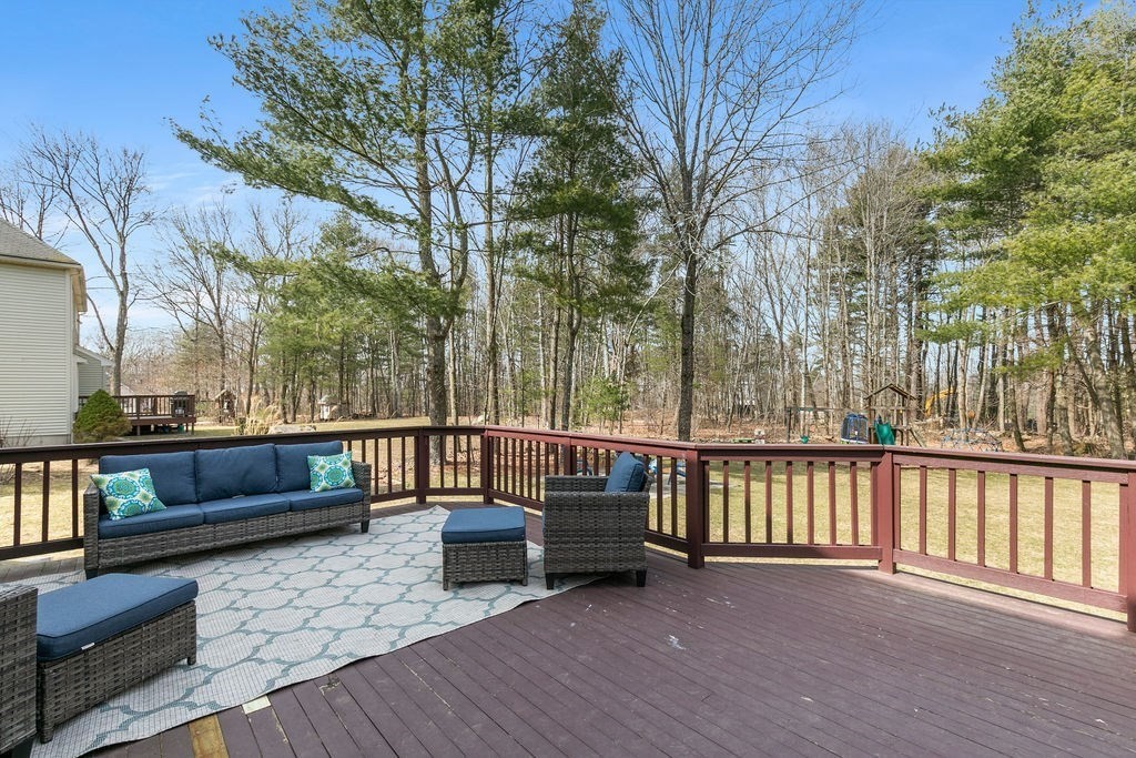 10 Ribero Drive Franklin, MA 02038 - Photo 34 of 40