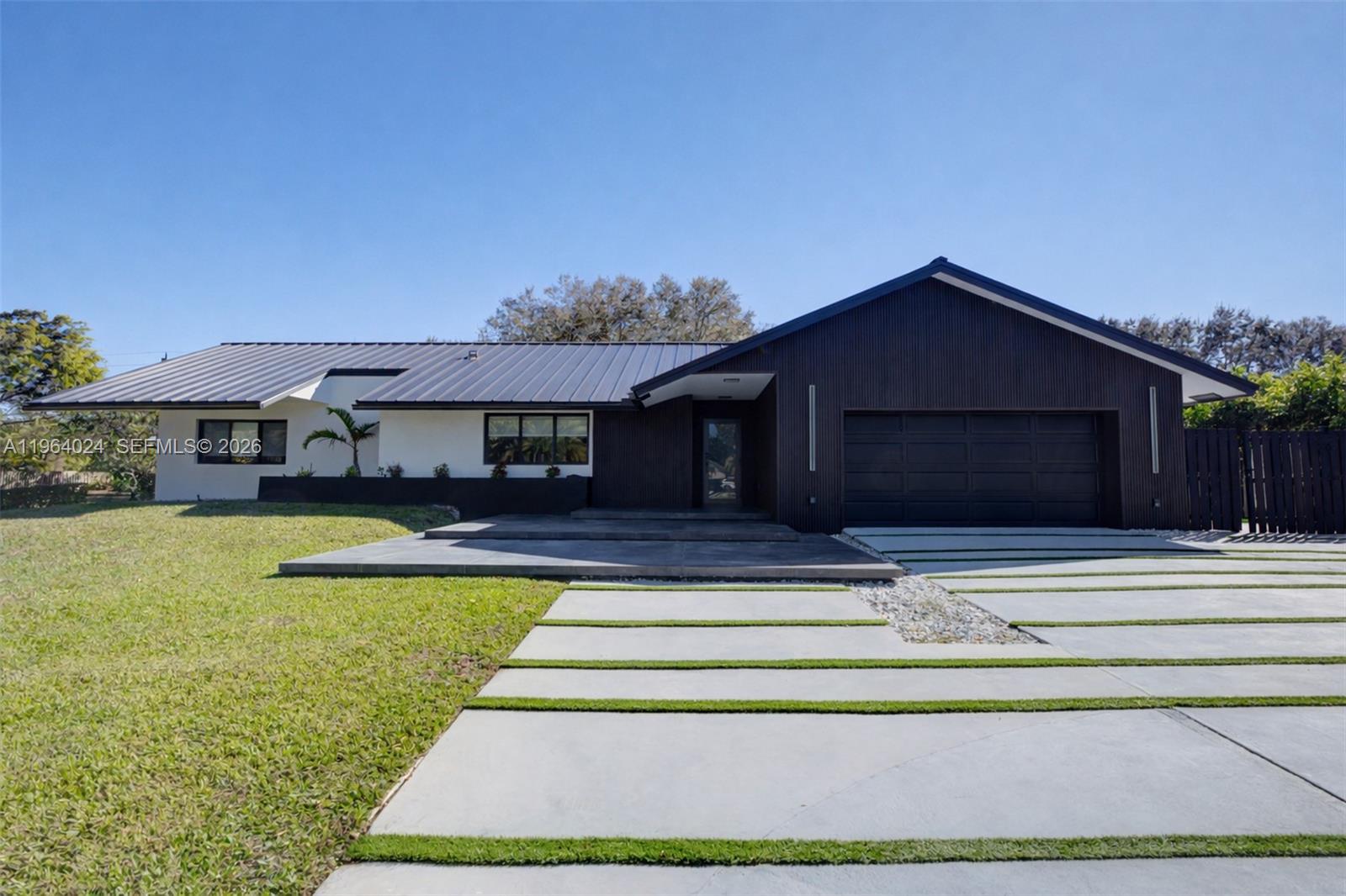 5020 Hawkhurst Avenue Southwest Ranches, FL 33331 - Photo 1 of 71 Gallery Image 1