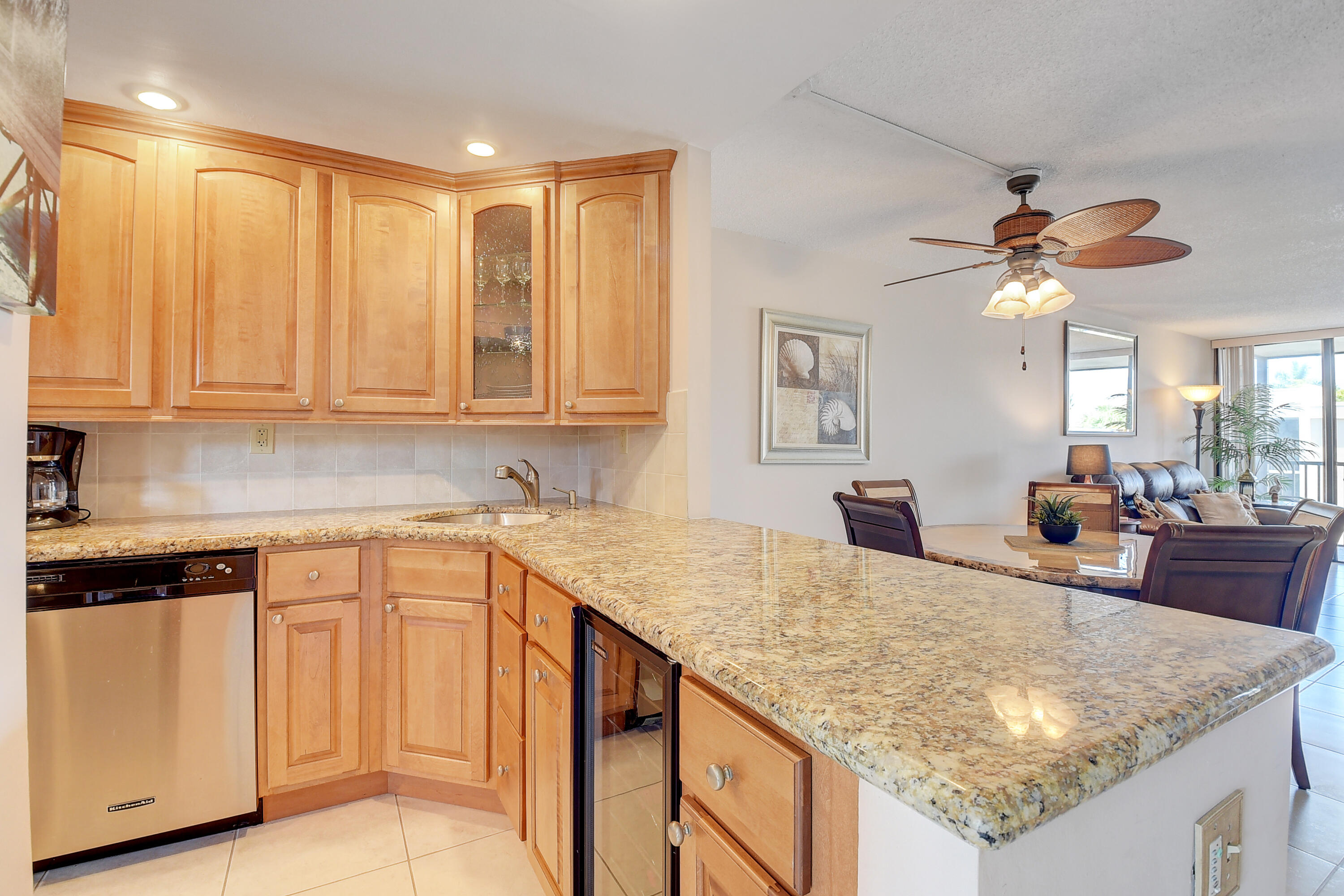 6 Royal Palm Way, Unit 305 Boca Raton, FL 33432 - Photo 12 of 43 18_dsc_7539_40_41_42_43
