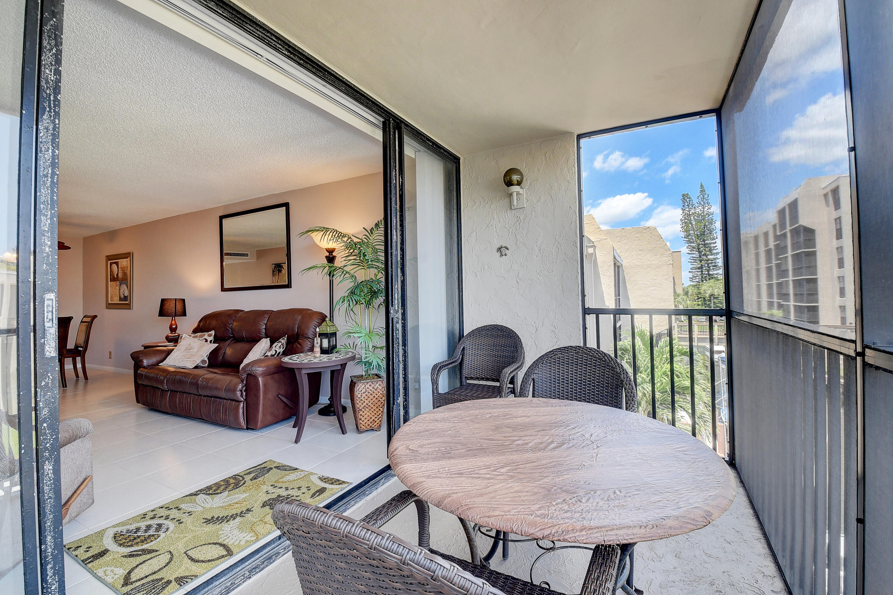 6 Royal Palm Way, Unit 305 Boca Raton, FL 33432 - Photo 9 of 43 16_dsc_7529_30_31_32_33